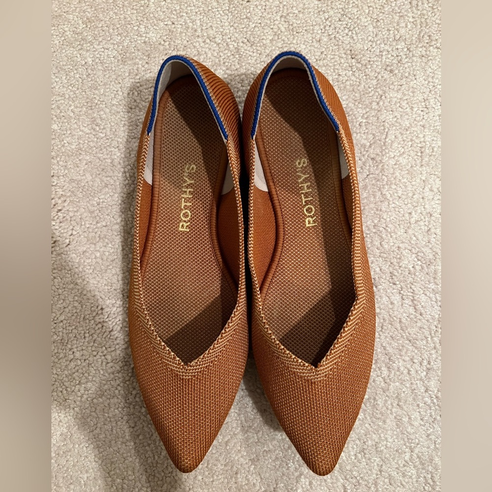 Rothy’s The Point - Sold Out Color: Fawn